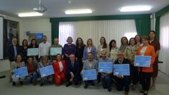 Unicef Comit Galicia entreg los distintivos a los representantes de los ocho centros educativos premiados