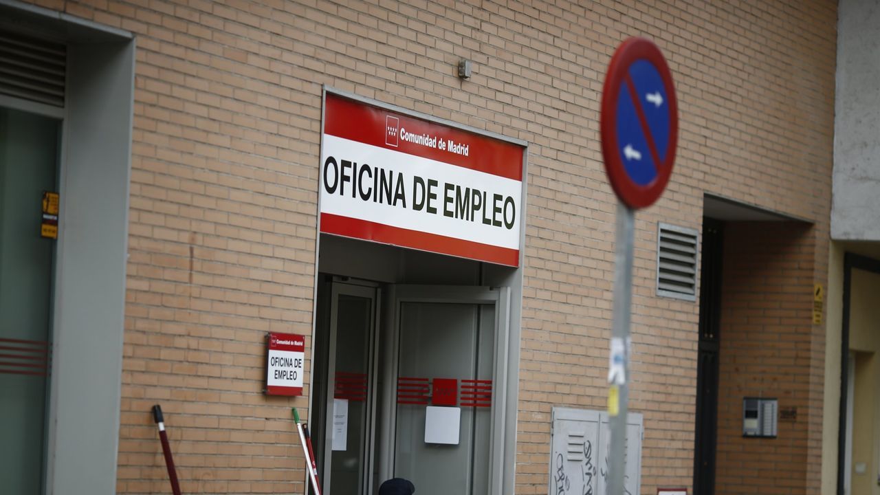 75 nuevos ocupados al día en Galicia en el peor verano desde que acabó ...