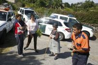 Los vecinos alertaron a las autoridades sobre la desaparici�n de Amador de la Iglesia Filgueira, un vigu�s de 52 a�os de edad, 1.60 metros de estatura y pelo corto, rizado, oscuro y con alguna cana. Fue visto por �ltima vez dirigi�ndose a una ruta de senderismo por el L�rez en Parada.	 