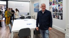 Miguel Lorenzo, durante la inauguraci�n de la sede de la campa�a en Juan Fl�rez