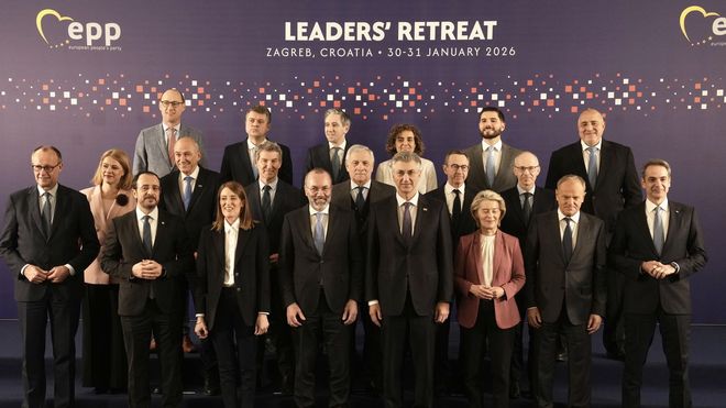 Alberto N��ez Feijoo, en la foto de familia de la cumbre de l�deres del PPE celebrada en Zagreb.