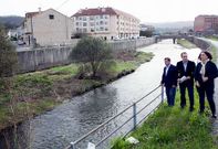 Delegada y jefe territorial se acercaron, junto con el alcalde y el edil, hasta la zona del canal en Iria.