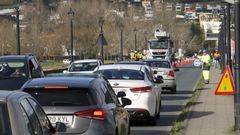 Retenci�n producida el martes 26 de marzo, el primer d�a de las obras