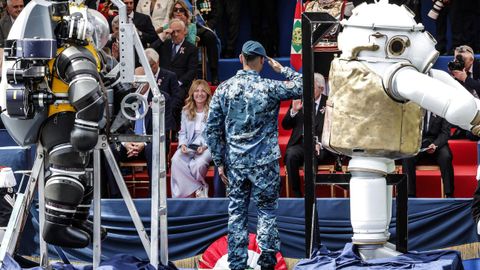 Meloni, en una imagen de este martes en un desfile militar