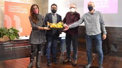 El grupo de consumo Campus de Pontevedra se present� este martes en la Casa das Camp�s, sede de la Vicerreitor�a
