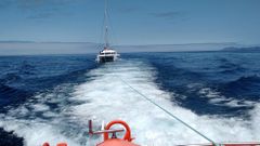 Remolque de catamar�n.REmolque de catamar�n
