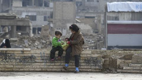 La duraci�n de la guerra en Siria supera ya los siete a�os y medio. La mitad de los ni�os solo conoce un pa�s en conflicto