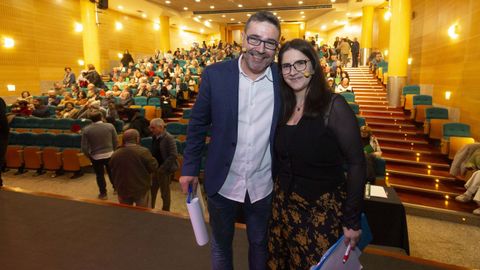 As� foi a festa da regueifa de Carballo, imaxe a imaxe, rima a rima