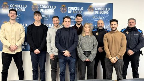 Los agentes juraron el cargo junto al alcalde, Jos� Ram�n Romero; el jefe del cuerpo, Ra�l Frieiro y al agente Francisco Alcalde.