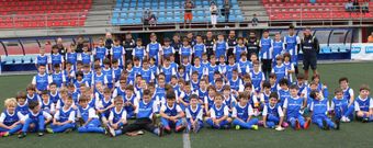 El Deportivo aporta diez entrenadores para desarrollar las clases. 