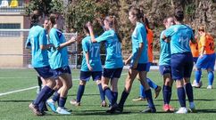 El equipo ourensano celebra uno de sus goles en Ponteareas