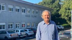 El alcalde de Caldas, Juan Manuel Rey, frente al IES Aquis Celenis