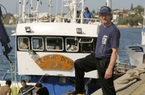 El �Agarimo II�, del armador Juan Fuentes, es una los barcos que pescan anchoa en Ares. 