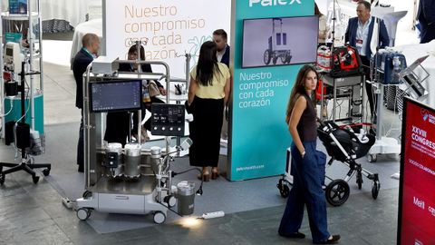 En el vest�bulo del palacio de congresos los laboratorios exponen sus productos