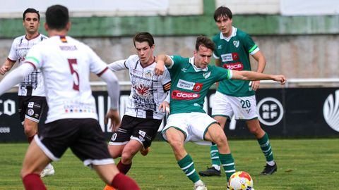 El Coruxo firm&oacute; un buen partido y, como premio, dio el salto a la zona noble.