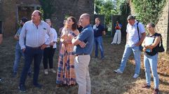 A presidentra da Deputaci�n e o alcalde, na visita que fixeron este martes ao interior do que queda da Casona