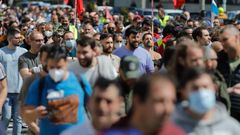 La manifestaci�n del metal en A Coru�a parti� de la Casa del Mar y fue hasta la sede de la confederaci�n de empresarios de A Coru�a, en la plaza Luis Seoane