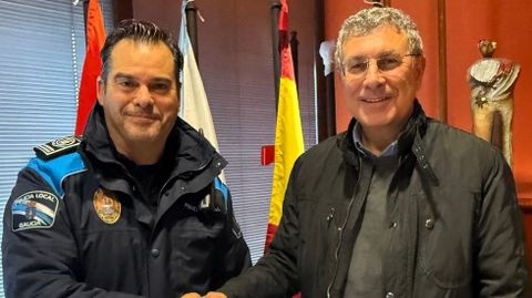 Fernando Lozano con el alcalde, Aurentino Alonso.