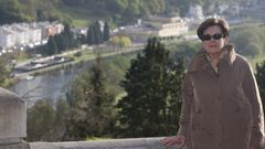 Tonia Gay, no mirador do Mi�o na Volta da Vi�a