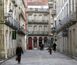 El casco antiguo de Vilagarc�a tiene muchos edificios con m�s de cincuenta a�os. 