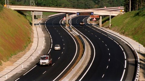 Inauguraci�n del tramo de Cabanas a Fene en 1999