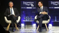 El presidente de la Xunta, Alfonso Rueda, y el del Principado de Asturias, Adri�n Barb�n, en una edici�n del foro Encuentros en el Eo, en Ribadeo.