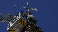 En las tripas del Obelisco de A Corua