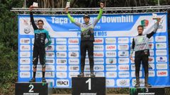 Roi Jorge V�zquez, en lo m�s alto del podio.