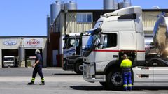 Lactalis, en Vilalba, es una de las plantas que est� sufriendo el efecto de la huelga (foto de archivo)