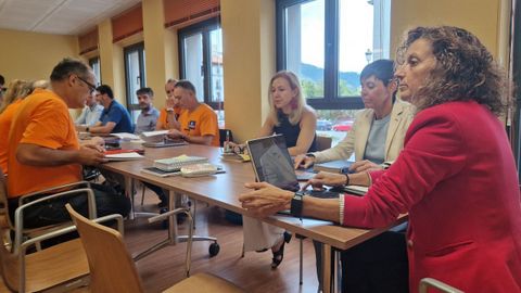 Reunión de la consejera de Educación, Eva Ledo, con representantes de la enseñanza concertada.