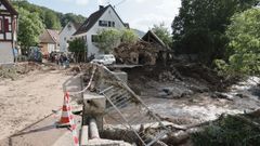 Daos que dejan las inundaciones en la localidad de Rudersberg, en Baviera.