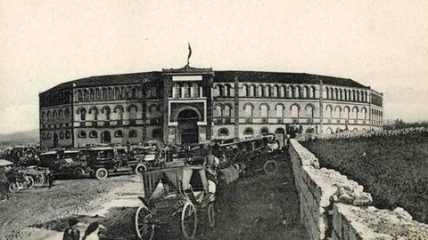 Una vista de la plaza, construida en 1889, a principios del siglo XX