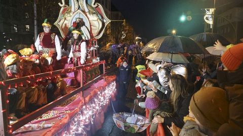 Momento de la cabalgata de Reyes en su recorrido por las calles de Ferrol el pasado 5 de enero.