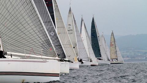 Pasada edici�n de la regata El Gaitero