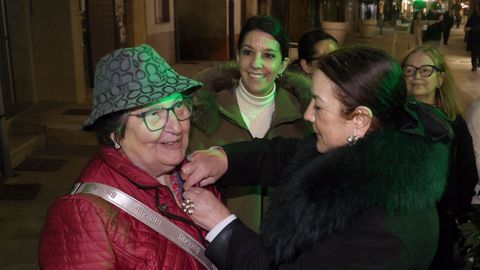 DIA MUNDIAL CONTRA EL CANCER. OFRENDA FLORAL DE LA ASOCIACION CONTRA EL CANCER DE RIBEIRA