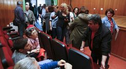 Sestayo instantes antes del comienzo de la asamblea celebrada el pasado d�a 10. 