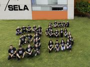 Los empleados de Sela celebran el 35 aniverario de la empresa.
