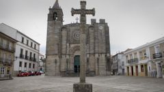 Chequeo al casco hist�rico de Noia