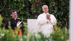 El encuentro en el Bernab�u y la ofrenda del papa Le�n XIV en la Almudena, en im�genes
