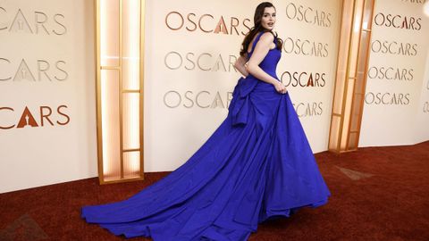 La actriz y modelo Barbie Ferreira, conocida por su papel en la serie �Euphoria�. Lleva vestido de GapStudio by Zac Posen