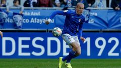 Lolo Gonz�lez en un partido con el Real Oviedo