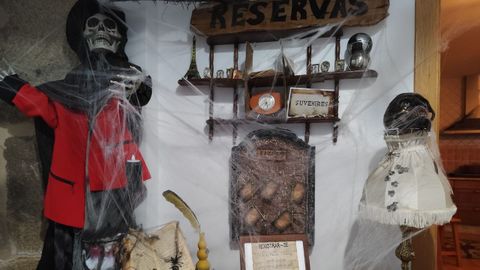 Mercedes Arias y su hotel del terror en Noia