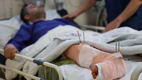 Bombardeo del puente m�s largo de Oriente Medio