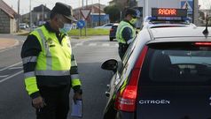 Imagen de un control de velocidad de la Guardia Civil