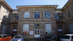 El problema afecta a una de las fachadas laterales y a un aula del centro educativo