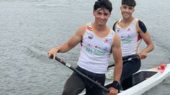 Manuel Font�n, en primer t�rmino, junto al madrile�o Diego Dom�nguez.