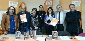 Santiago Pereiras, Pedro Berganti�os, Raquel Jim�nez, Olga Louzao, Mirian Barreiro, Eusebio Pajuelo y Jes�s Exp�sito. 