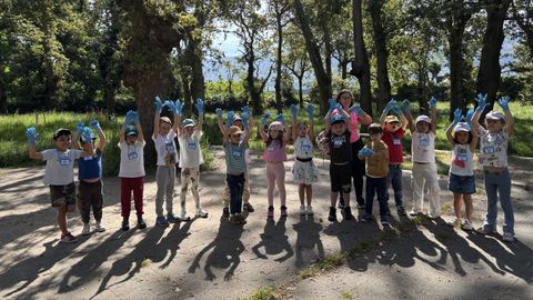 Lo conseguimos!, celebraron los alumnos del EEI Vila Laura, de Vigo, premio al mejor proyecto infantil