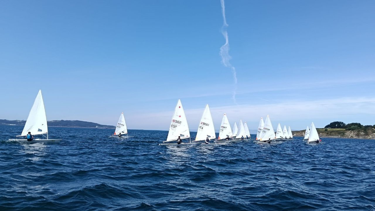 La IV Regata Ría de Ares, un paraíso para los amantes de la vela
