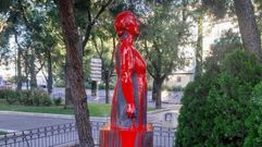 La asociaci�n de abogados cristianos quiere retirar mounimentos como el que se ve en la imagen, de la estatua de la Pasionaria en Legan�s manchada con pintura roja el pasado mes de julio